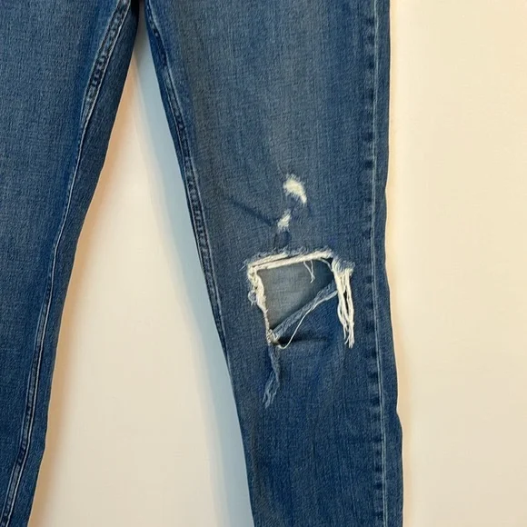 Abercrombie High Rise Mom Jeans Dark Wash Distressed Size 26 - Picture 3 of 6